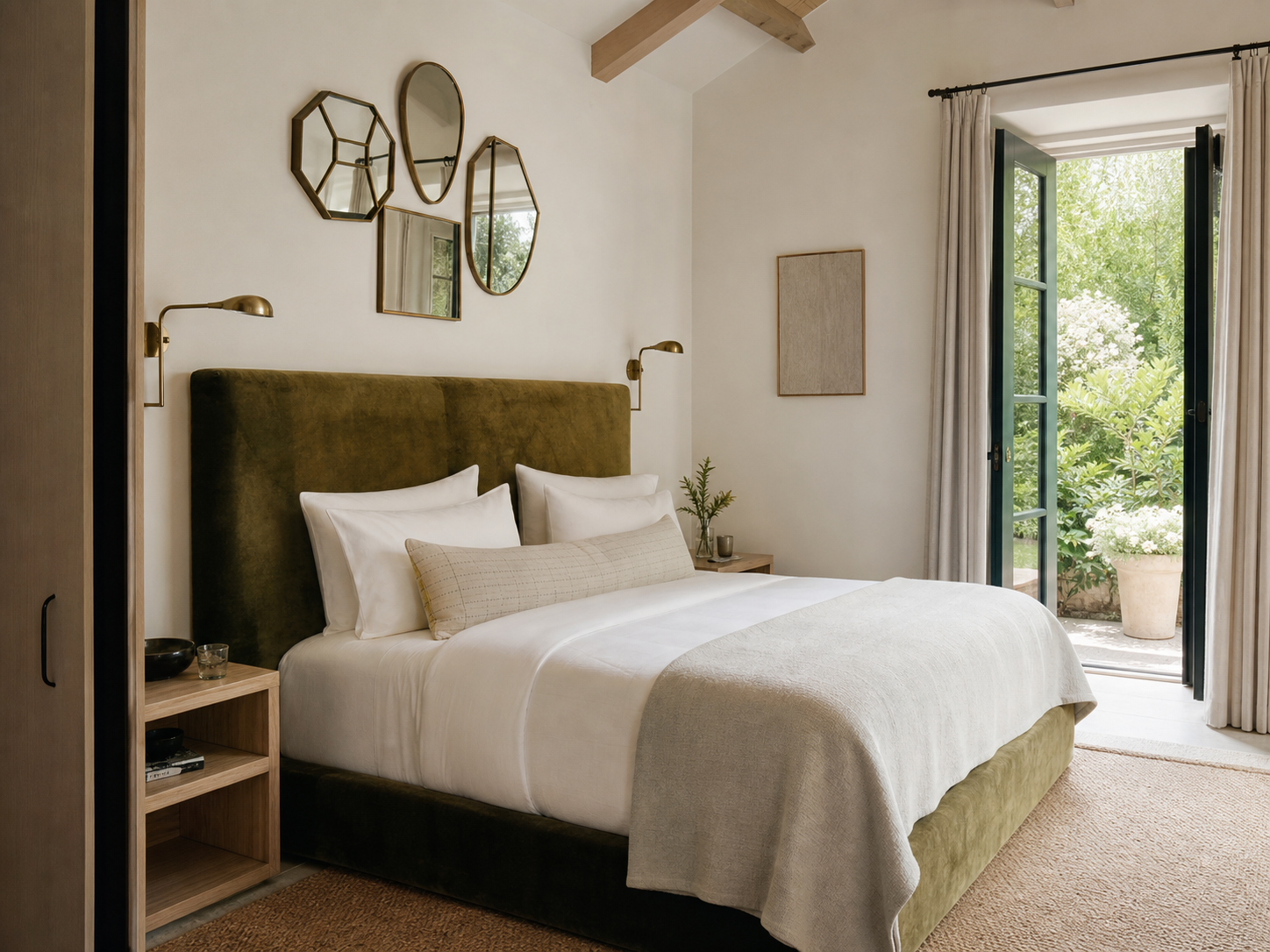 Garden Guesthouse guest room
